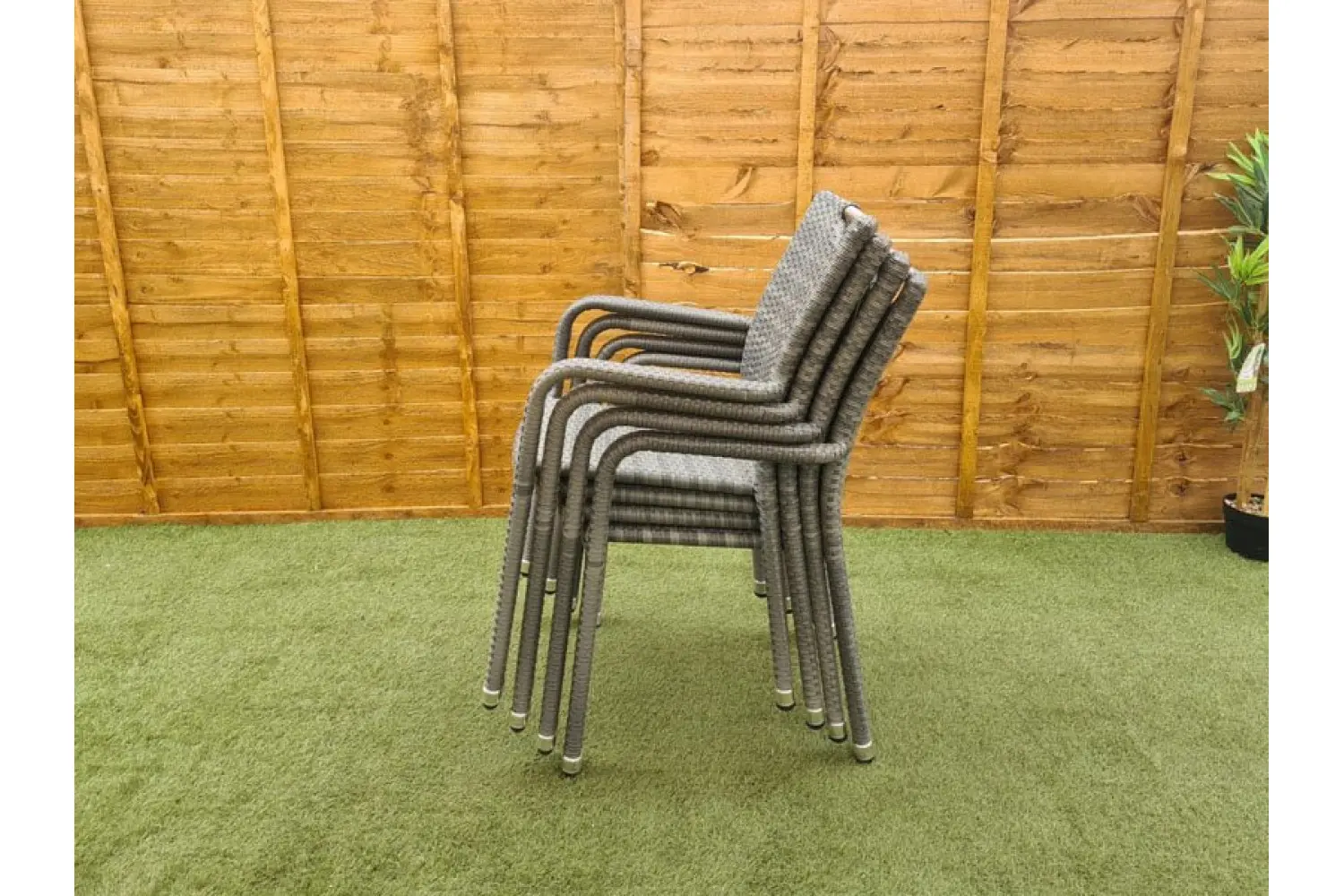 Sharnford Stacking 4 Seater Rattan Dining Set in Grey - photo 3