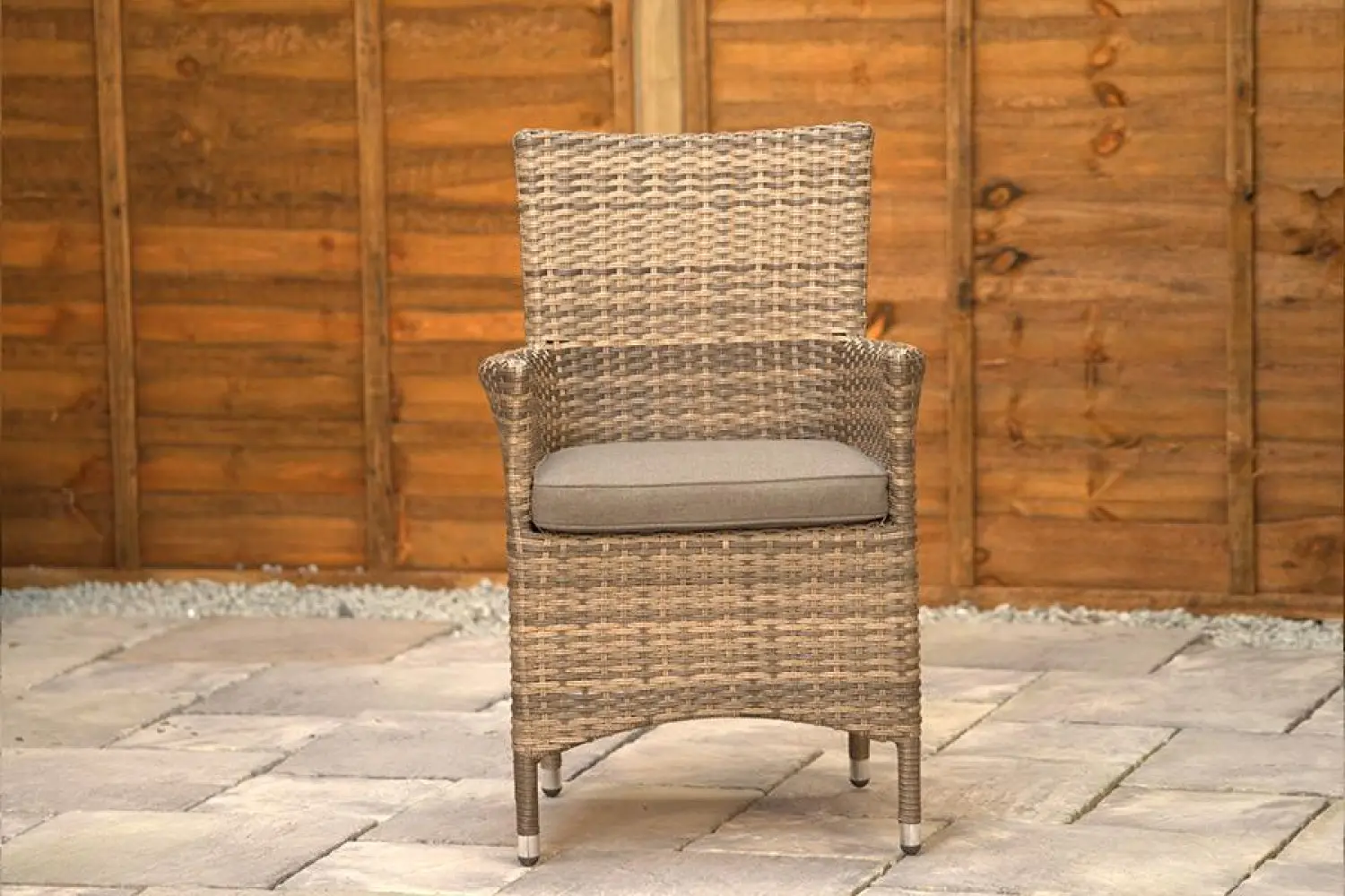 Sapcote 4 Seater Round Dining Set in Brown Rattan - photo 3