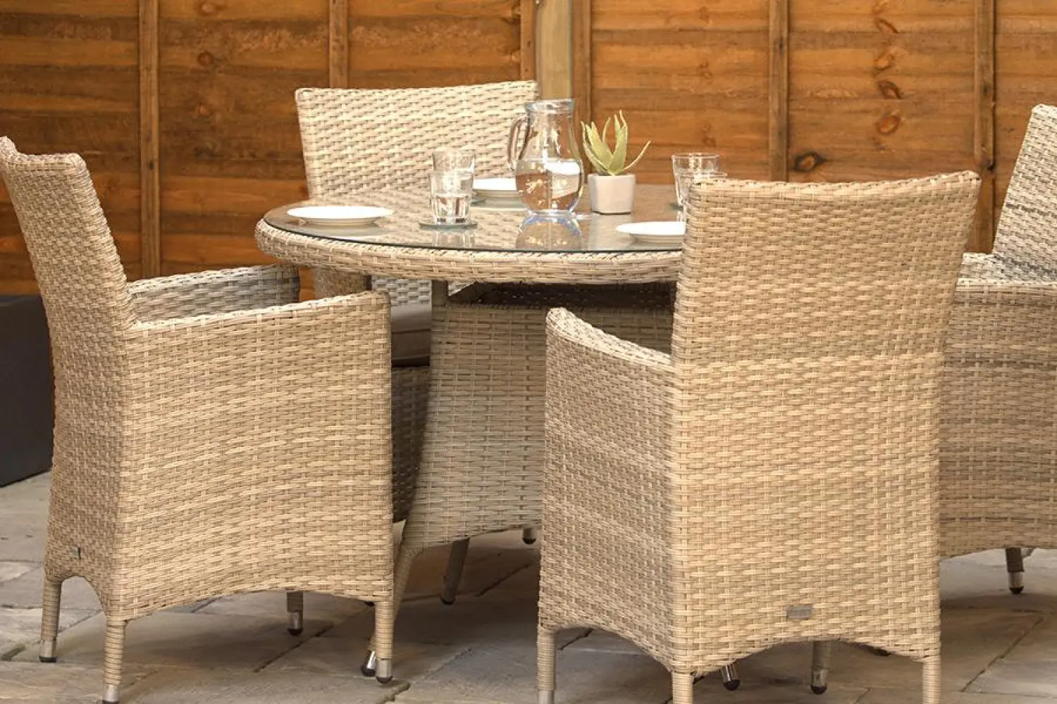 Sapcote 6 Seater Round Dining Set in Natural Rattan - photo 2